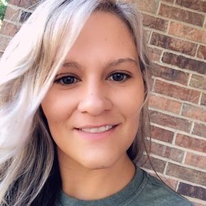 Meet your Posher, Stephenie